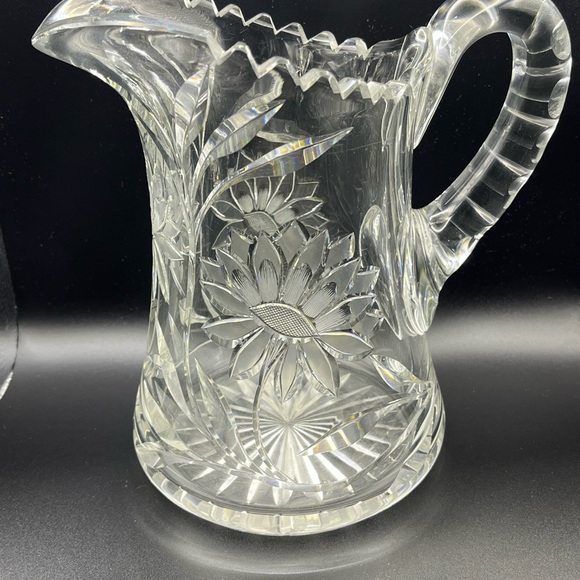 Elegant Clear Crystal Pitcher with Floral Design - Picture 5 of 7
